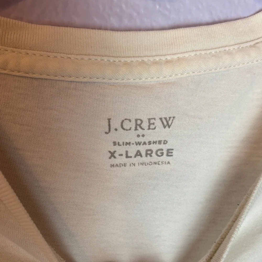 J. Crew Men's Short Sleeve Slim-Washed XL Tee in Cream